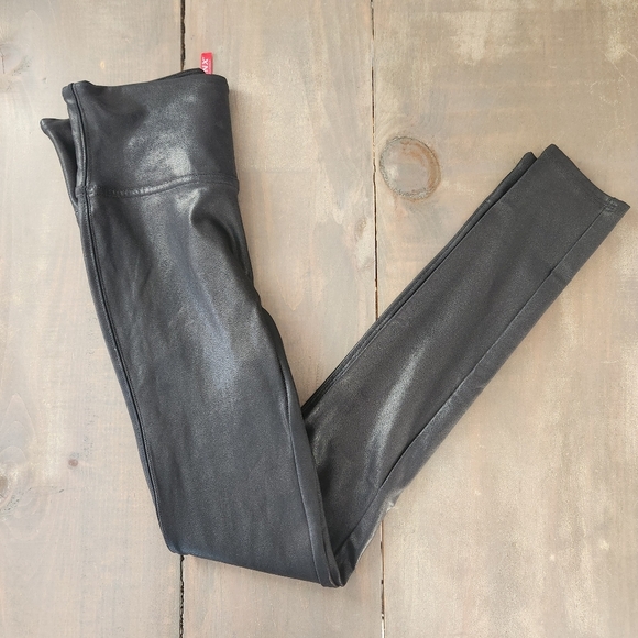 SPANX Shiny Faux Leather Leggings – Size Small - Picture 2 of 6